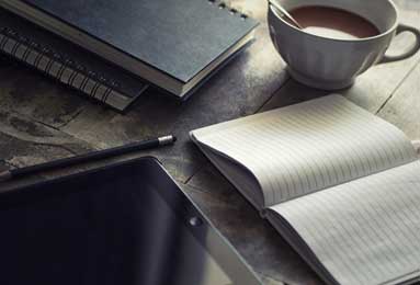 巴萨遭重创！拉菲尼亚伤缺至少5周，双线争冠前景蒙阴！